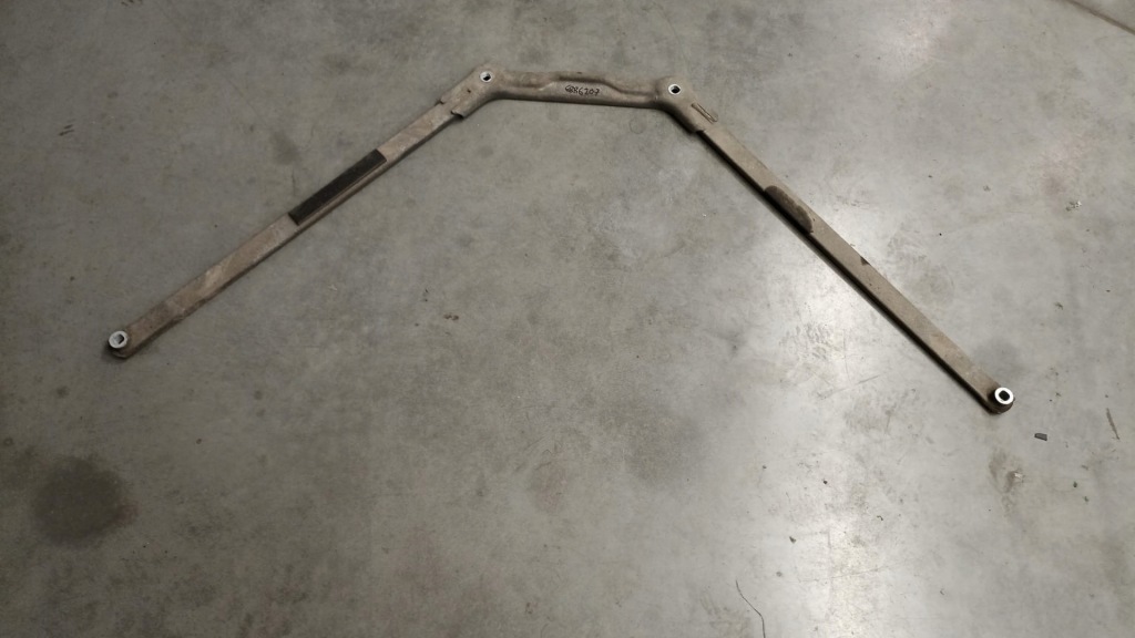 Купить Bmw f44 gran купе распорка балка 6886207