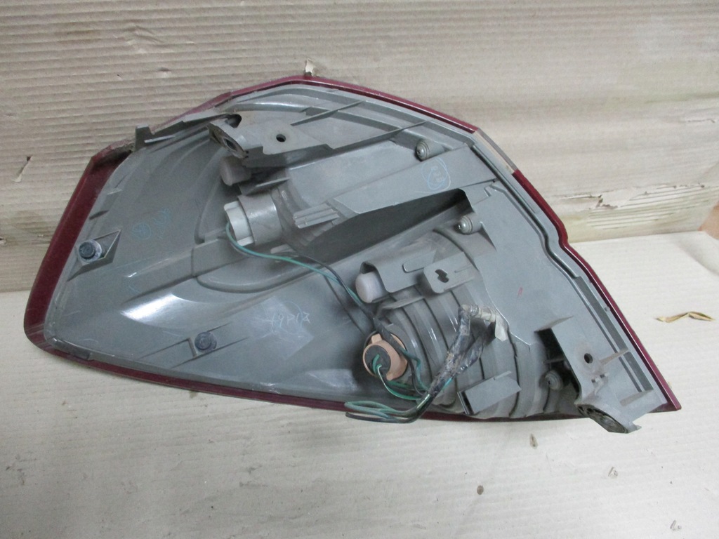 фото №5, Лампа задня права subaru legacy lift 06-09