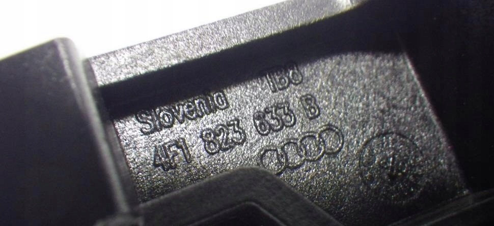 фото №8, Кронштейн ручки капот 4f1823633b audi a6 s6 rs6 c6