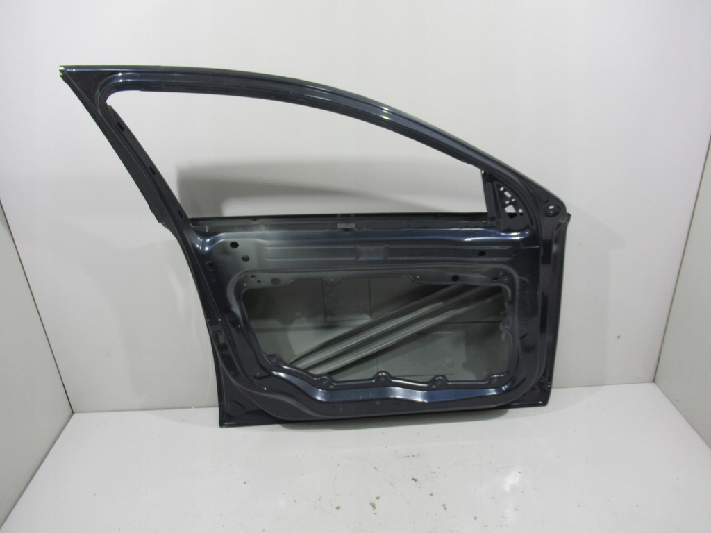 фото №11, Передние левая дверь volvo оригинальный номер 32228890