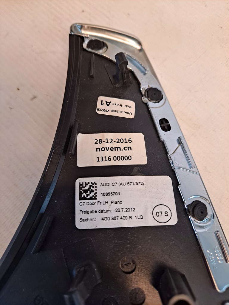 фото №11, Dekor дверь перед левый audi a6 c7 4g0867409r