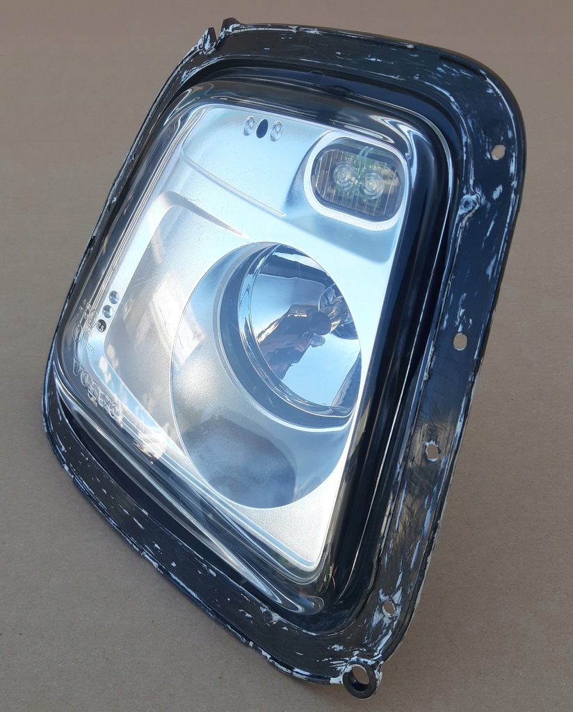 фото №5, Volvo fh4 протитуманна фара даховий led верхній правий 82145721