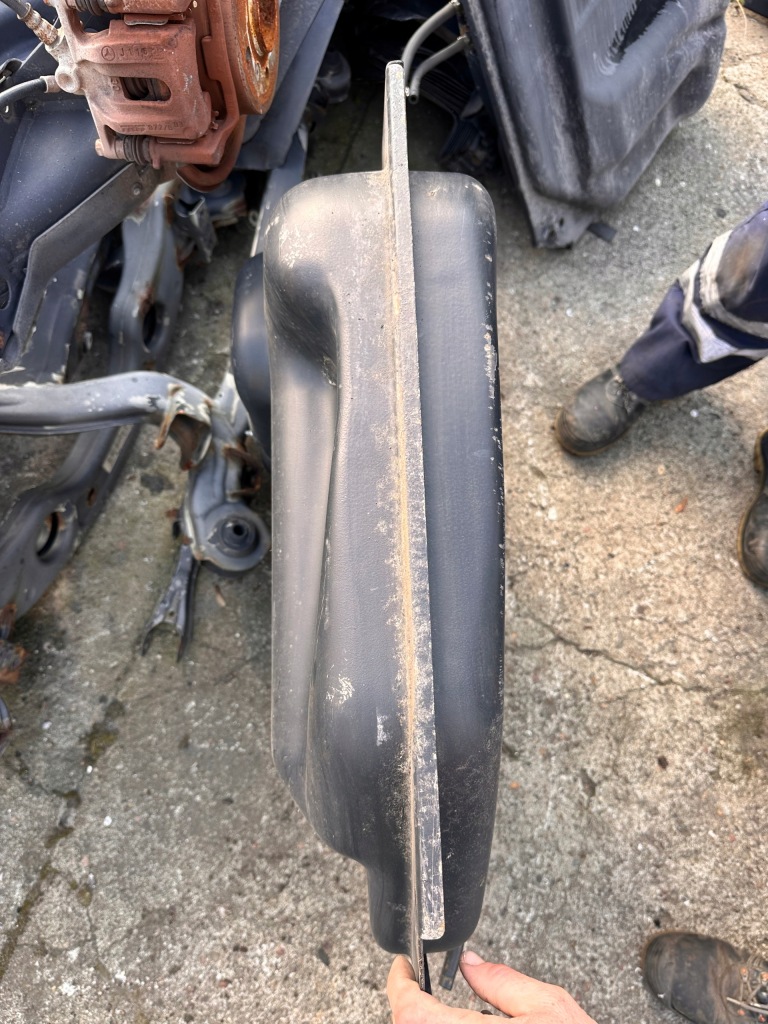 Mercedes a klasa w169 b klasa w245 бак пального з насос bak disel Зі Шроту