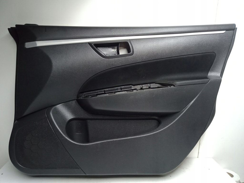 фото №1, Suzuki swift mk7 обшивка оббивка двері правий перед 2010-