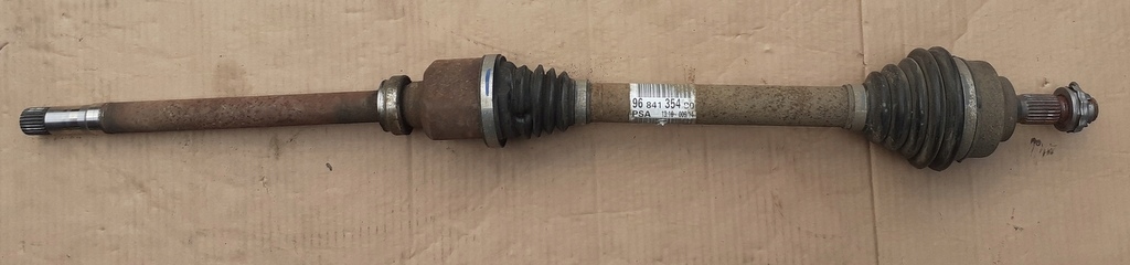 фото №1, Приводной вал правая длинная citroen c4 ii b7 ds4 1.6 ehdi 115 km 9684135480