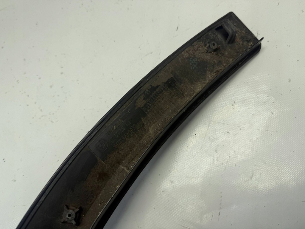 фото №10, Bmw i3 7472926 lci lift молдинг крыла правая перед передняя 2018