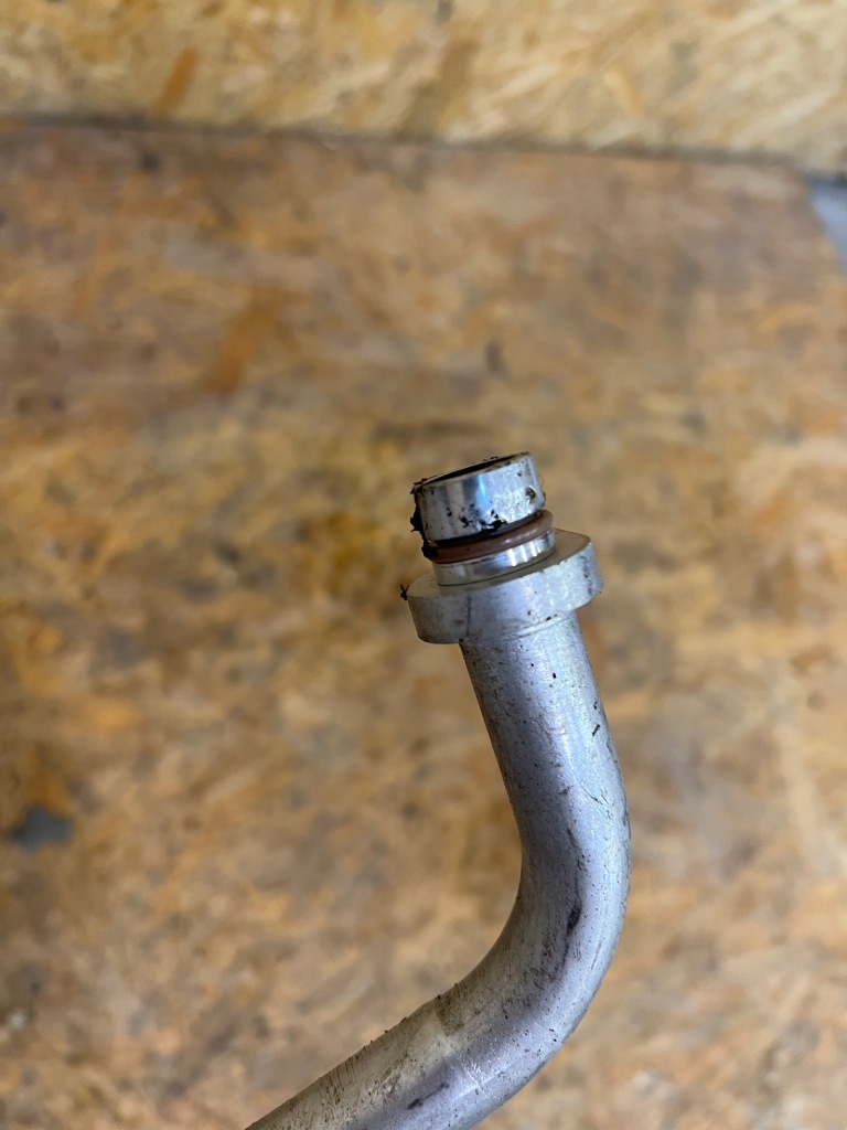 фото №3, Трубка шланг кондиціонера renault espace v 924547715r