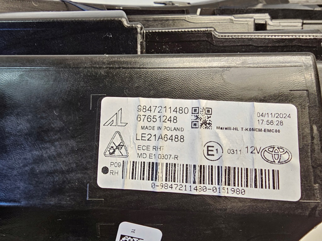 Фара toyota proace 2 рестайлинг  24 - full led правый  правый перед 9847211480 в Украине