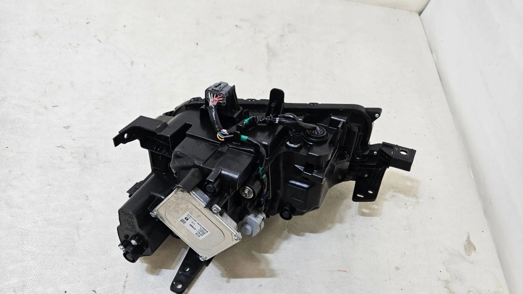 Фара перед передняя правый  mazda cx30 full led 2019+ 14pin dfr7-51030 Доставка