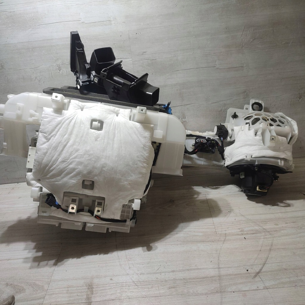 Купить Отопитель peugeot rifter 9832228080