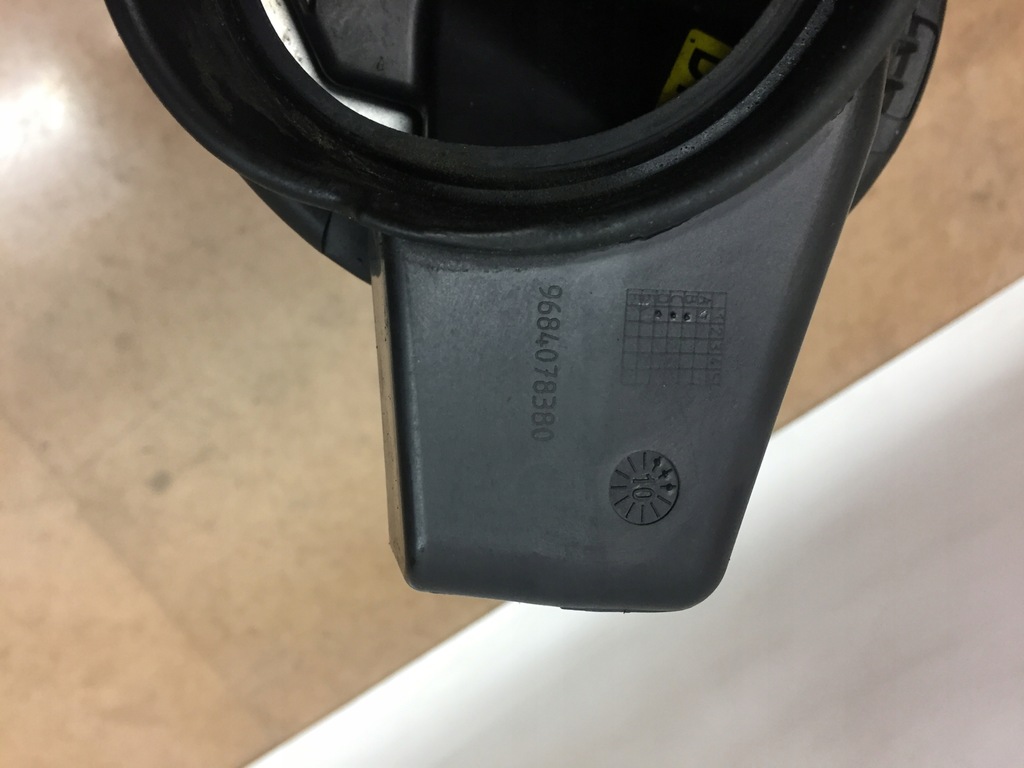 фото №5, Peugeot 5008 i 1.6hdi кришка заливної пального