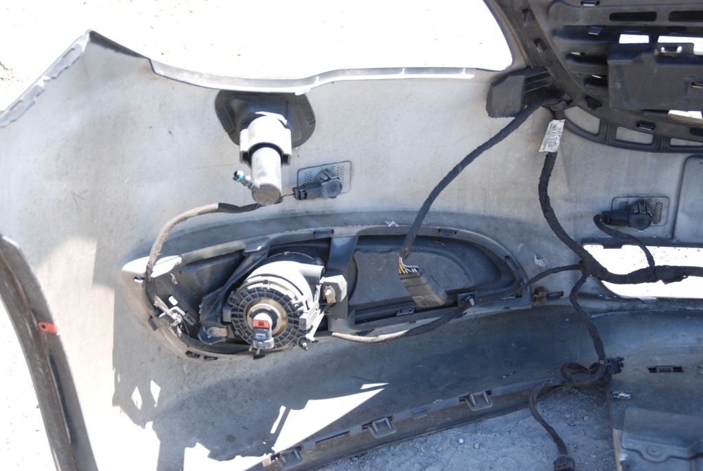 Insignia рестайлинг  бампер перед под ксенон омыватель pdc Доставка