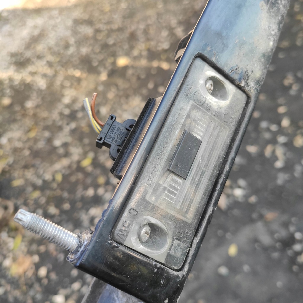 фото №6, Молдинг освещение лампа номерного знака регистрационный audi a3 8l 97r