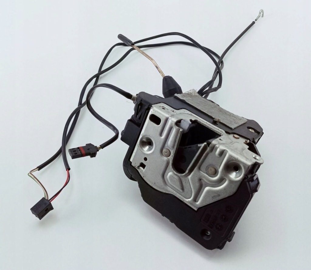 фото №1, Mercedes w211 замок лівий перед передній 2117200335