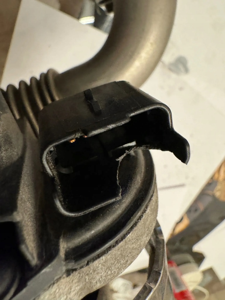 фото №8, Peugeot expert 2018 радиатор выхлопных газов egr kpl 9807593080