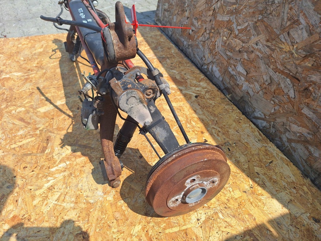 фото №4, Oś задня peugeot 206 hb bez abs 02-