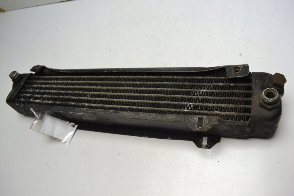 Купити Mercedes w116 r107 w107 радіатор оливи двигуна