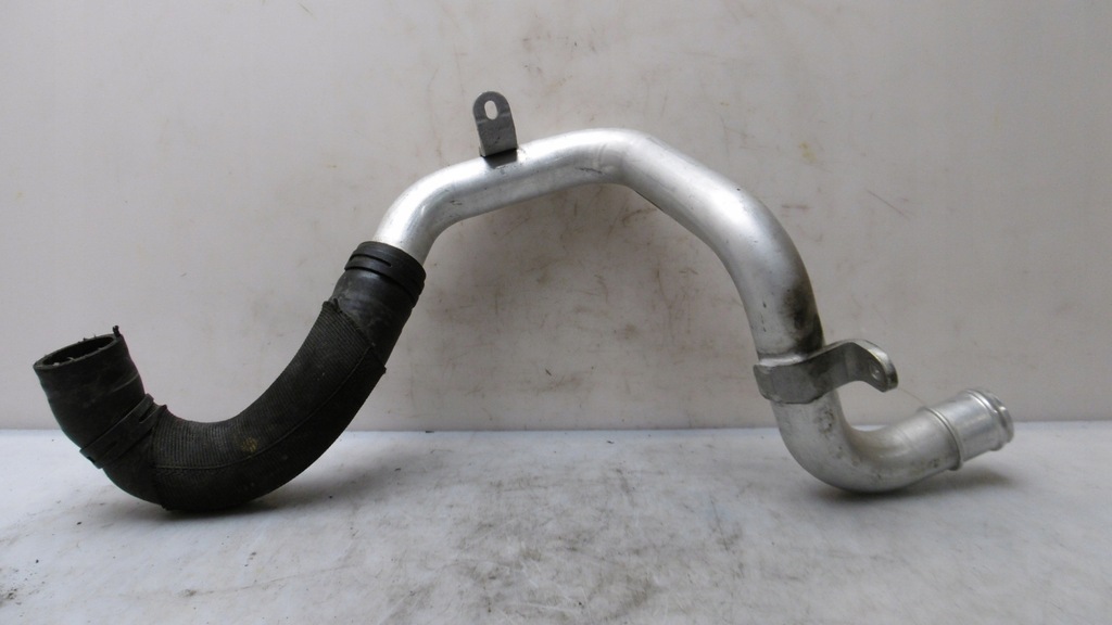 фото №2, Audi r8 420 06- шланг труба wąż wody 420121065