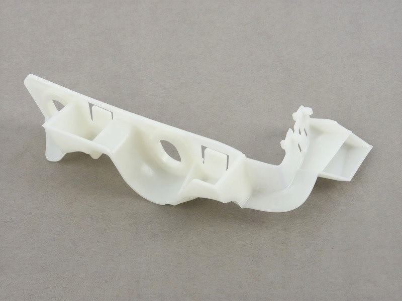 Купити Кронштейн бампера праве audi a4 b9 2015-