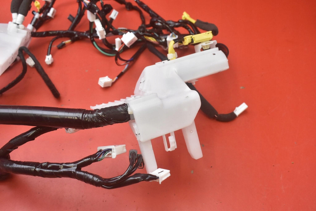 Джгут електропроводка салону кабіни nf7h-67-030 mazda mx-5 4 iv nd рестайлінг  18-24 в Україні