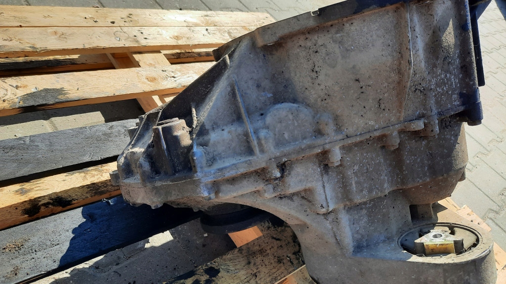 фото №8, Коробка передач передач a6382600100 mercedes vito w638 2.3d