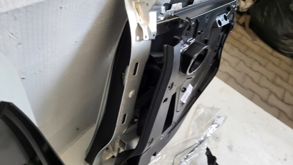 фото №9, Крыло задний правый дверь правое bmw i3