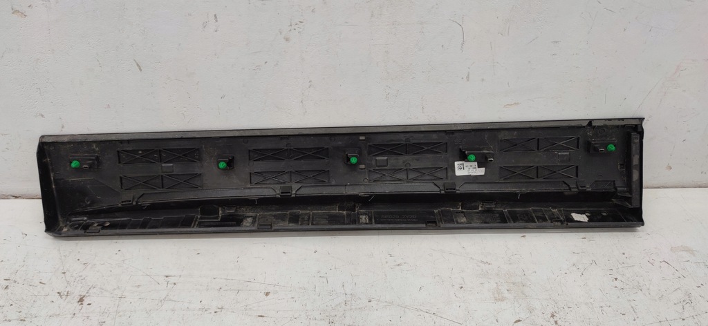 фото №4, Молдинг дверь правый перед seat ateca