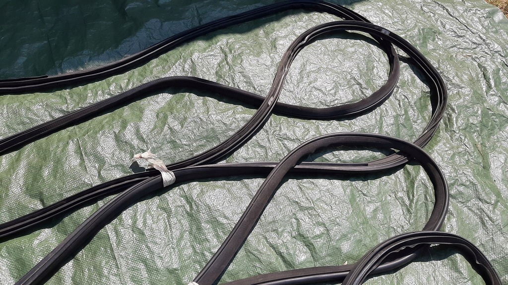 фото №9, Nissan x-trail t30 прокладка уплотнители дверь перед задняя