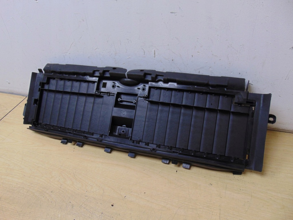 фото №5, Шторка жалюзі повітря повітропровід mercedes w213 a2135002300