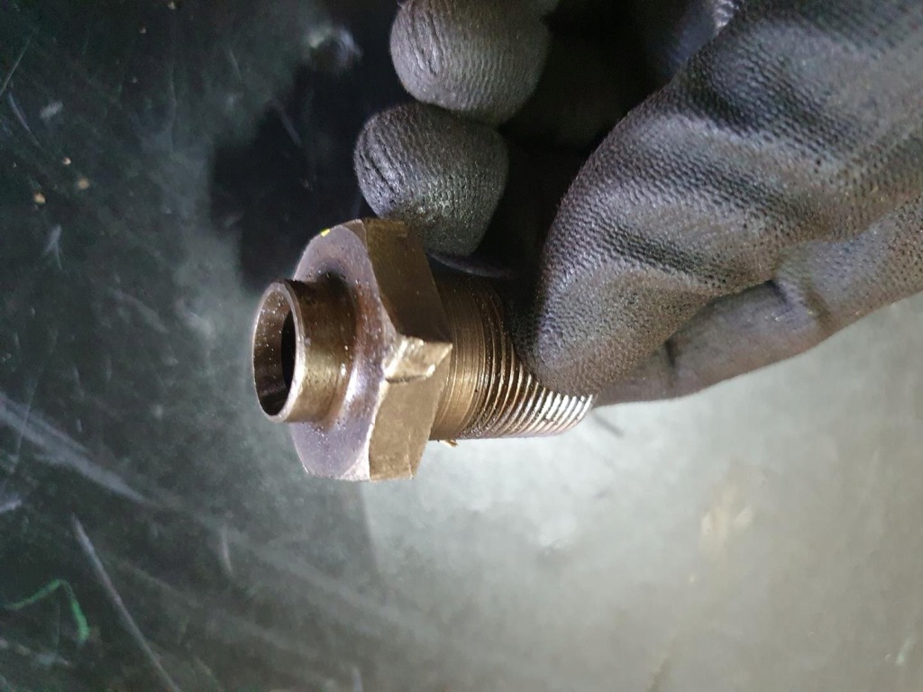 Автомобиль fiat 126 maluch fsm болт вала коленчатого оригинал акция в Украине