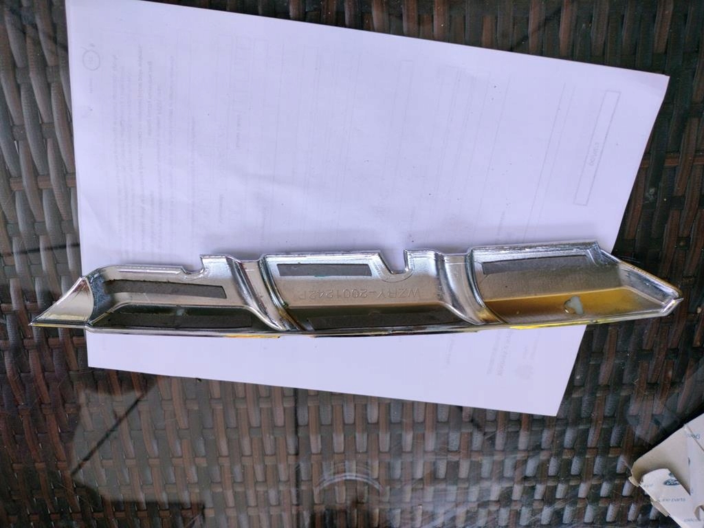 фото №1, Молдинг хром w решётка радиатора kadjar оригинал идеальное состояние