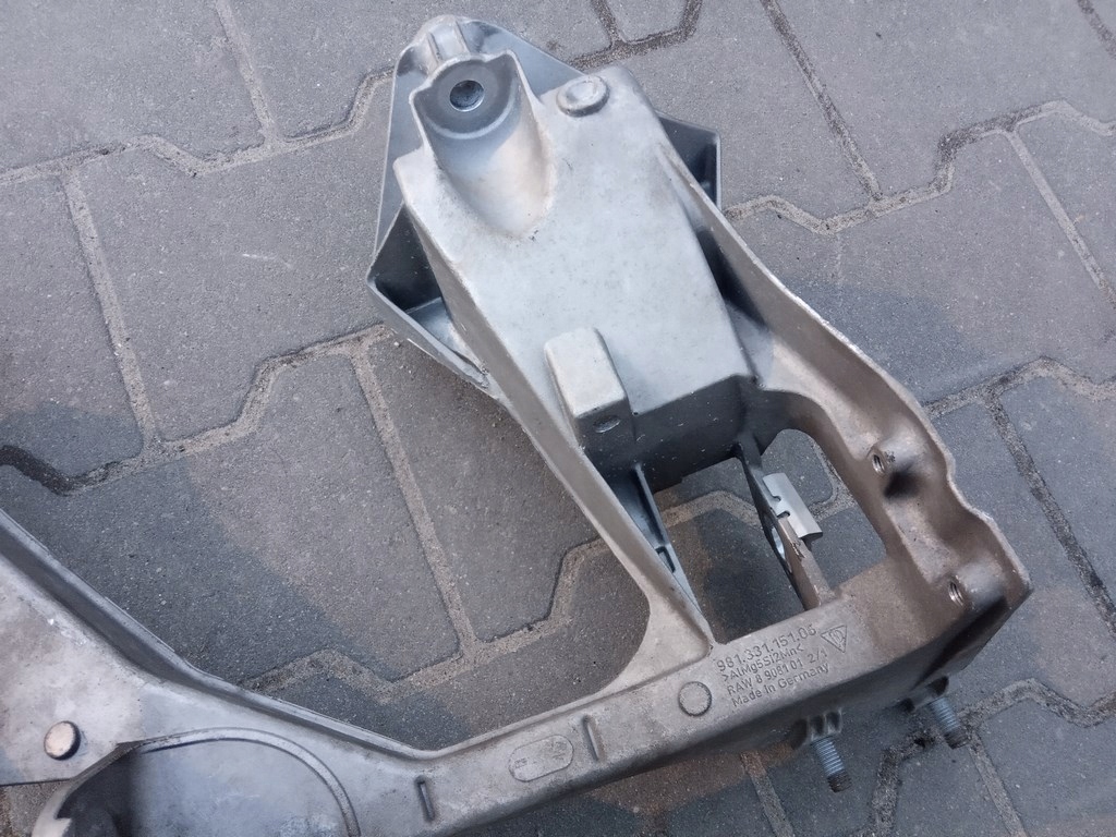 фото №5, Porsche cayman 718 boxster 982 - кронштейн подрамник lt