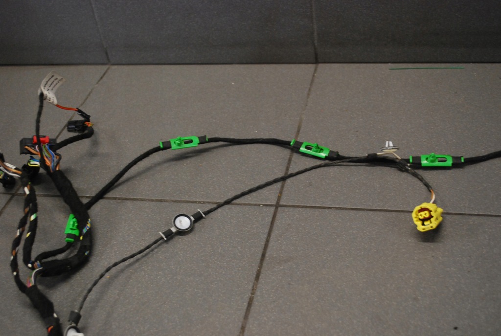 фото №7, Жгут дверь правый перед audi a6 c6 eu 4f1971030c