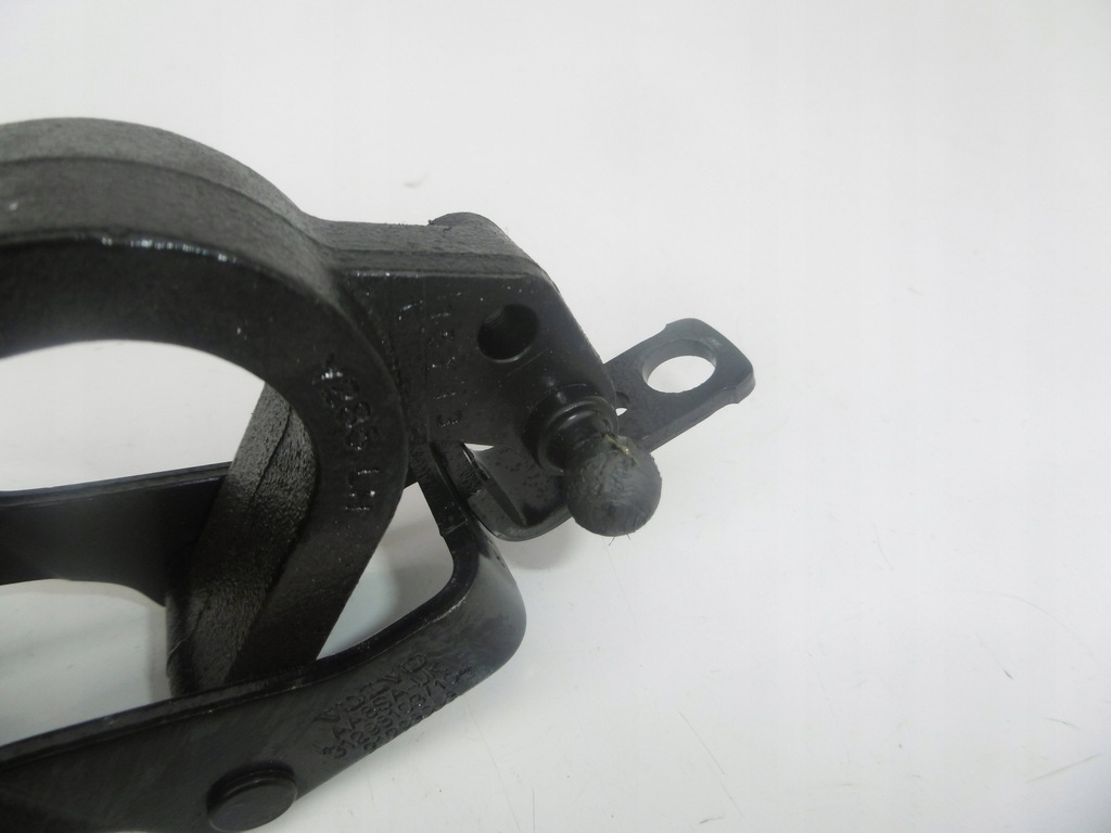 фото №5, Петля крышки левый задняя volvo v70 iii xc70 ii 07-16