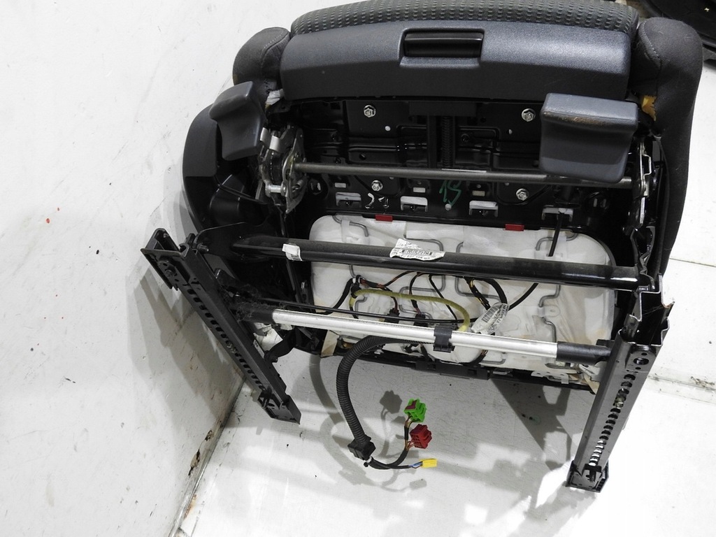 фото №9, Сидіння правий перед audi a4 b7