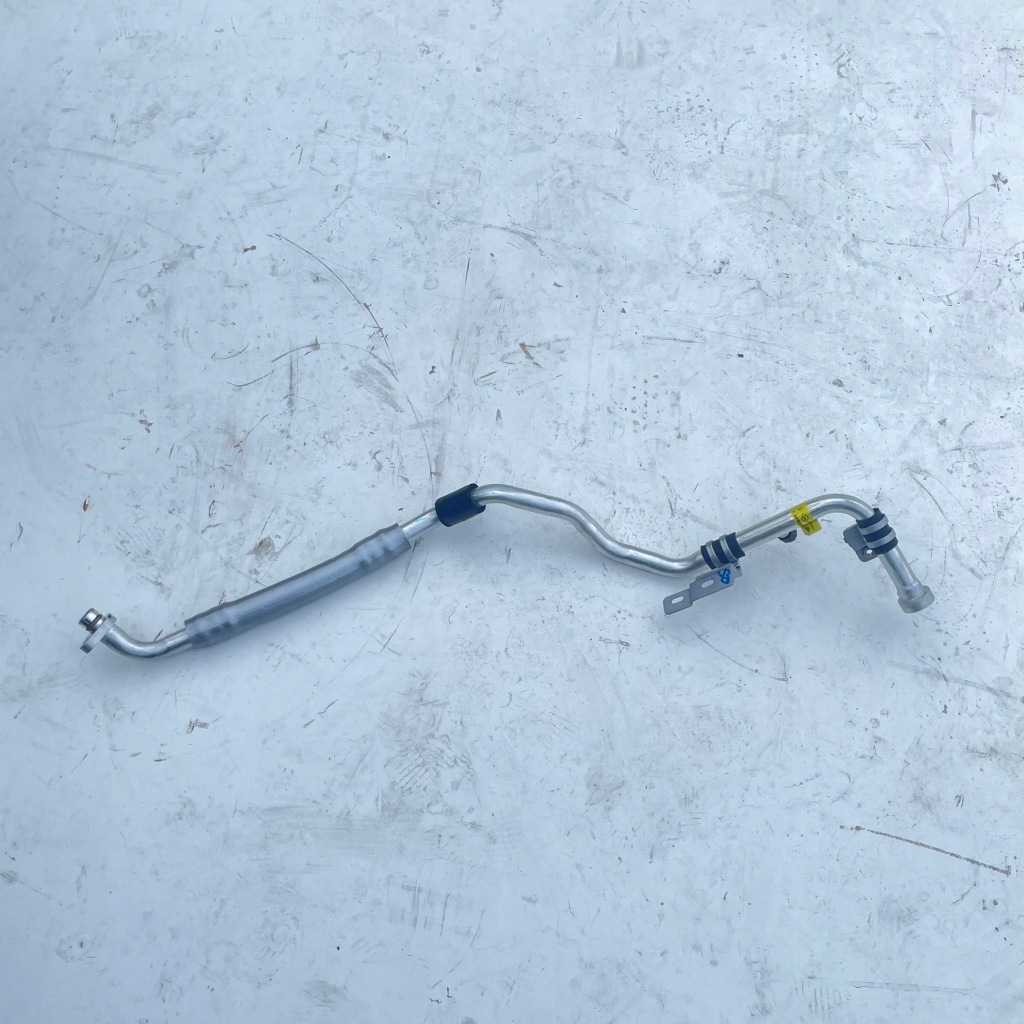 фото №1, Renault megane iv 1.3 tce шланг кондиціонер 924805124r