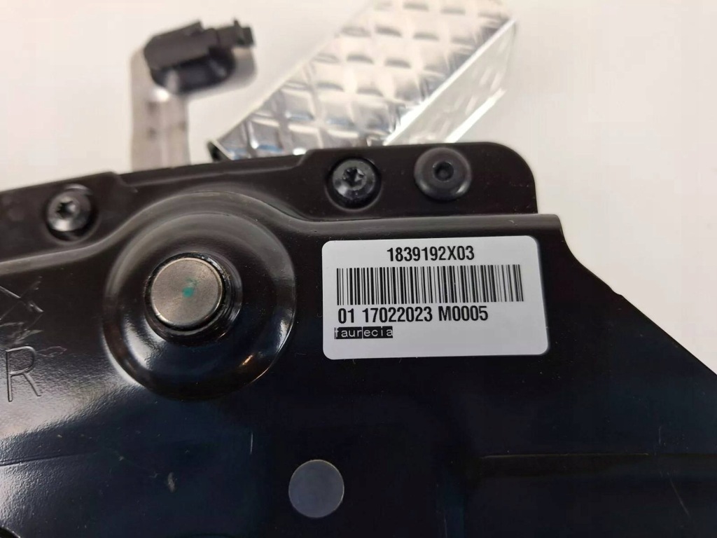 Citroen ds7 crossback 2020 амортизатор / привід задній кришки багажника Зі Шроту