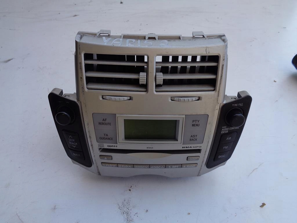 фото №1, Радио cd mp3 86120-0d210 toyota yaris 2 ii