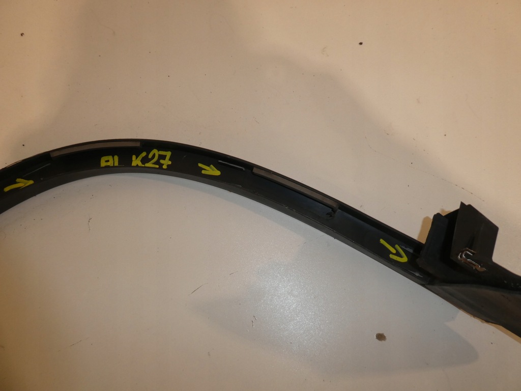 фото №7, Молдинг крыла левый задняя vw tiguan 5n 5n0854819b