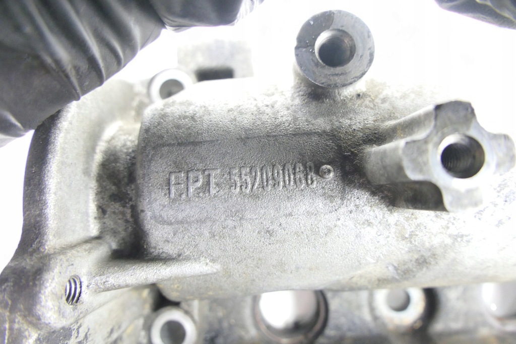 фото №9, Крышка клапанов валы opel corsa d 1.3 cdti 55209068