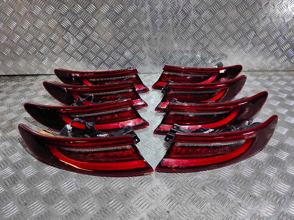 фото №1, Лампа задня ліва proceed iii lift w крила 21+