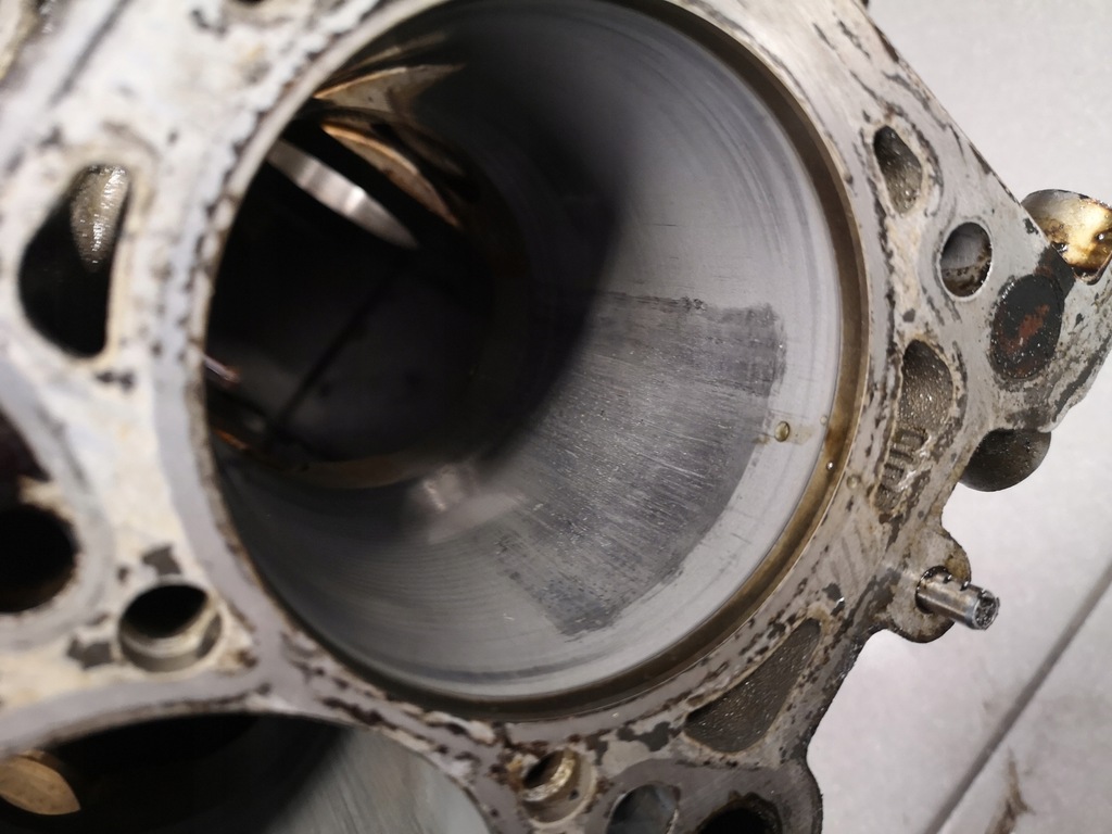 фото №11, Блок двигателя audi a6 c6 3.2 fsi auk 06e103021aa поцарапанный