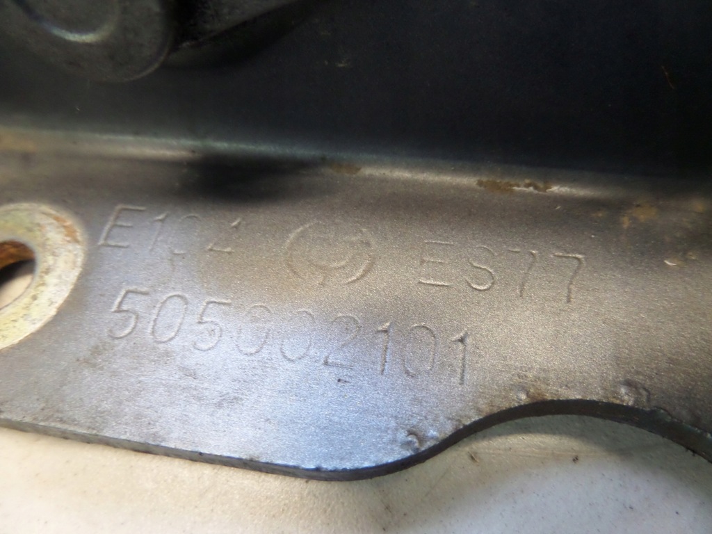 фото №9, Петля петли капот brilliance bs6 комплект 2szt.