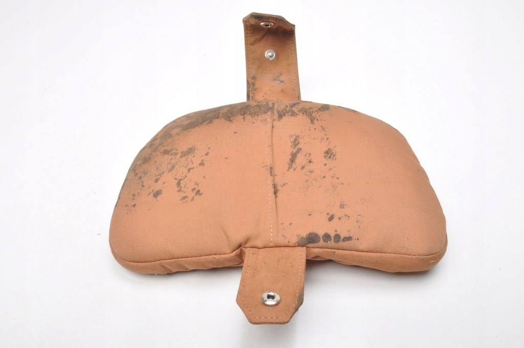 фото №7, Bmw g12 підголівник подушка