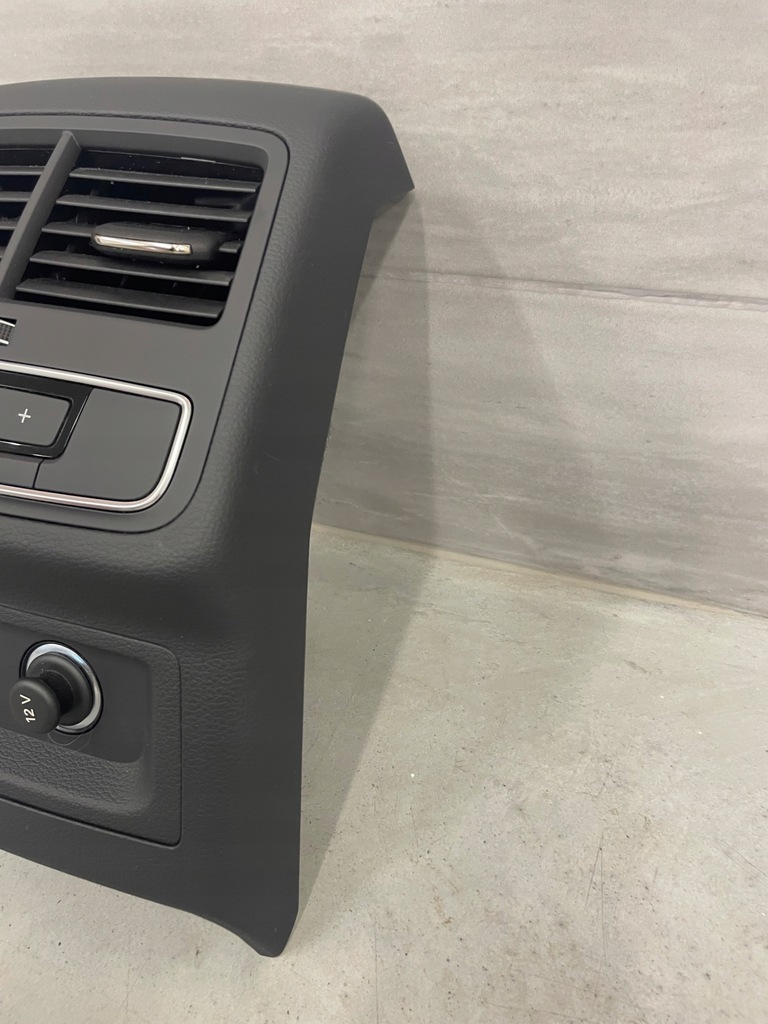 фото №5, Решётка обдув туннель задняя a5 8w оригинал usb