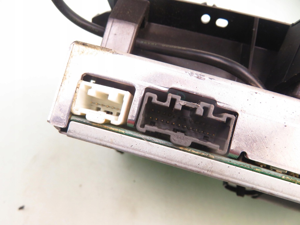 фото №3, Дисплей mazda 5 cc2966dv0