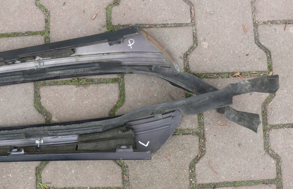 Молдинг накладки накладки стійок перед mercedes w140 Ціна