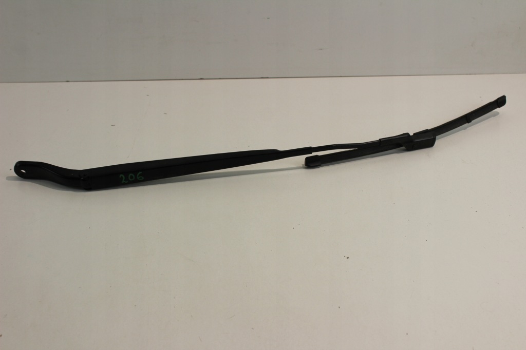 фото №1, Рычаг дворники щетка правое peugeot 2008 ii идеальное состояние