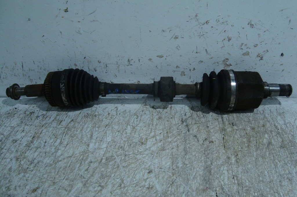 фото №1, Приводной вал левый перед hyundai ix35 2,0d 4x4 poznań