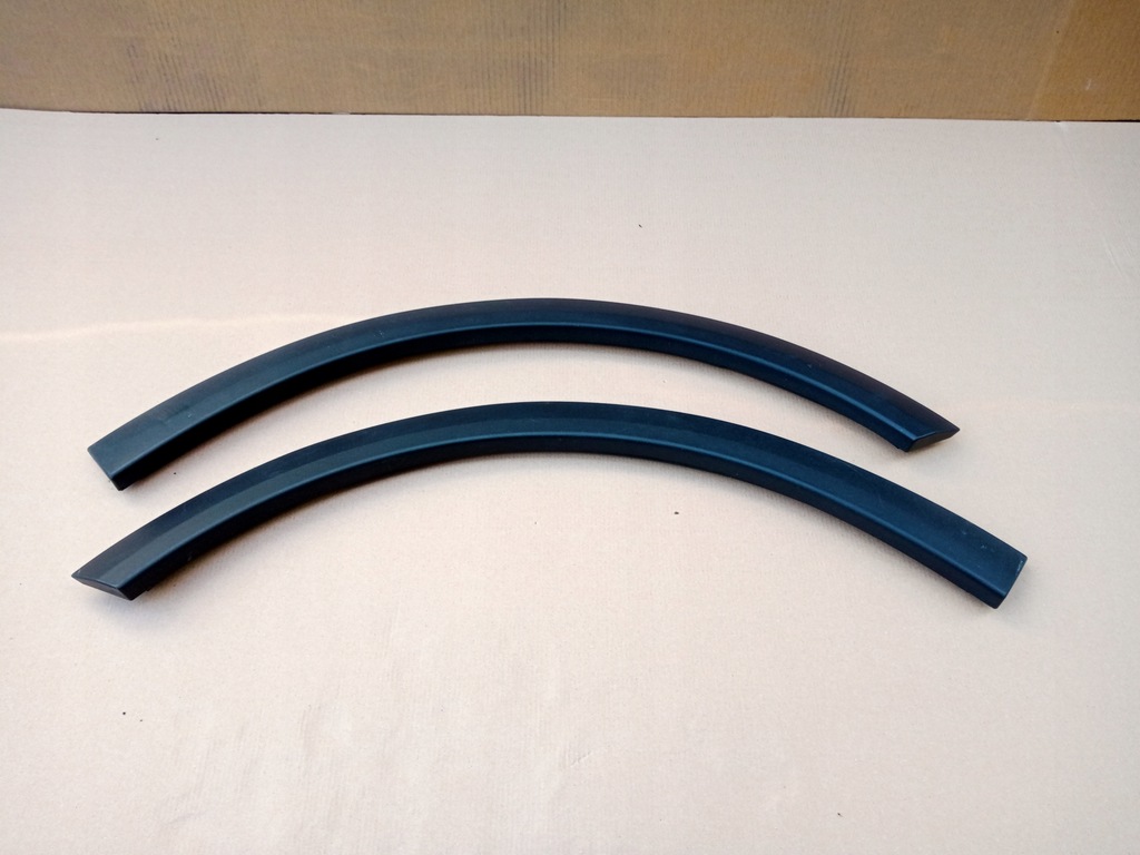 фото №1, Tesla x правая молдинг дверь задняя